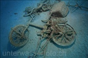 Ein altes Fahrrad am Meeresgrund (Lanzarote, Kanarische Inseln, Atlantischer Ozean)