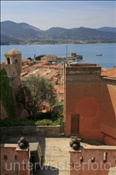 Blick vom Forte Stella auf die Hafenstadt Portoferraio (Italien, Elba) - Forte Stella Portoferraio (Italy, Elba)
