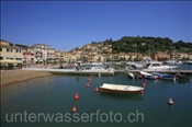 Hafen von Porto Azzurro (Italien, Elba) - Harbour of Porto Azzurro (Italy, Elba)