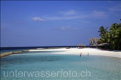 Strandbereich der Malediveninsel Elaidhoo (Ari-Atoll, Malediven, Indischer Ozean) - Beach of the Island Elaidhoo (Ari-Atoll, Maldives, Indian Ocean)