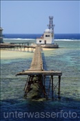 Blick von einem Tauchschiff auf den Steg der Insel beim Daedalus Riff (Ägypten, Rotes Meer) - Daedalus Reef (Aegypt, Red Sea)
